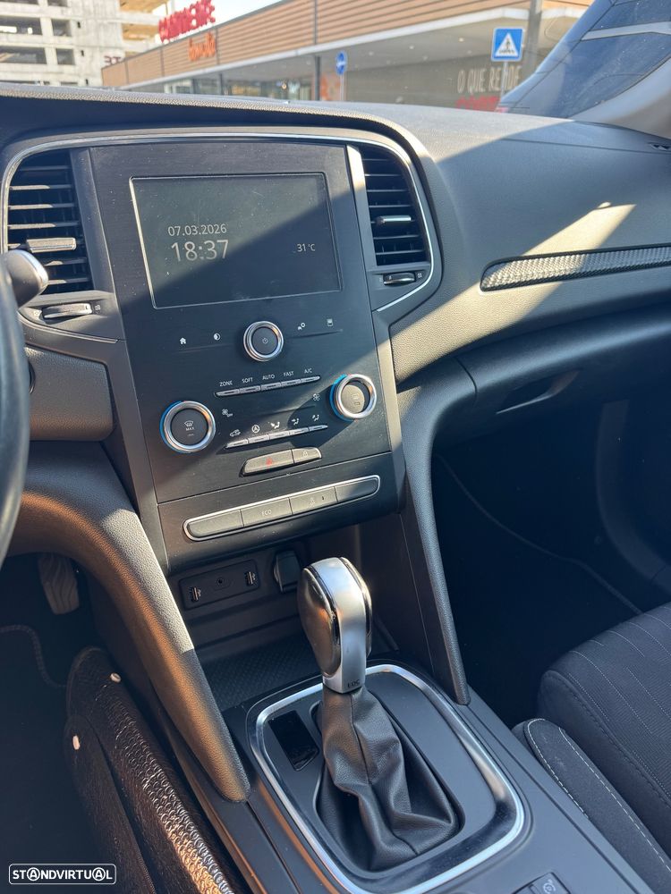 Renault Mégane Sport Tourer 1.3 TCe Limited EDC - 1