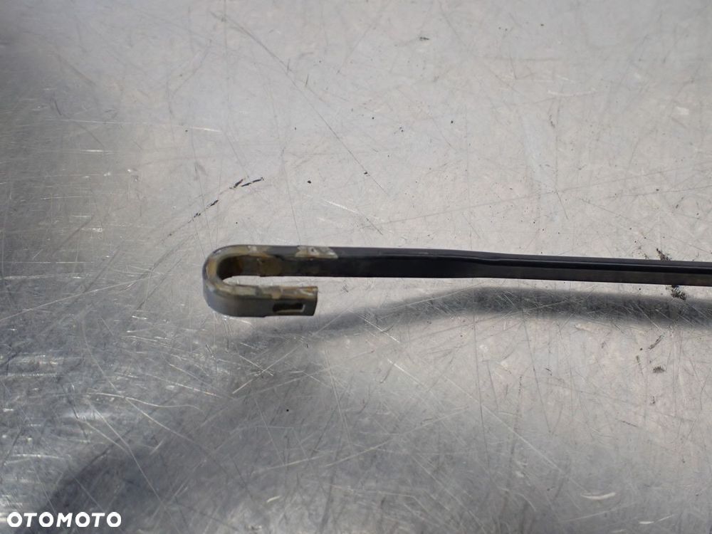 RAMIĘ WYCIERACZKI PRZÓD PRAWE SUBARU IMPREZA 1.5 - 4