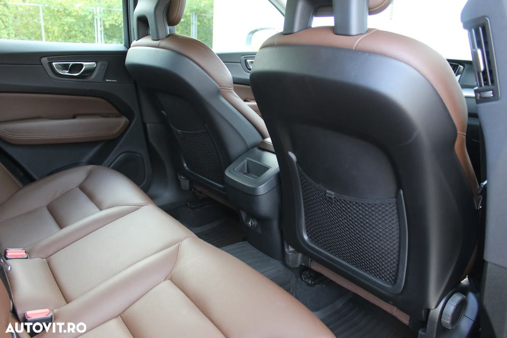 Volvo XC 60 D4 AWD Momentum - 13