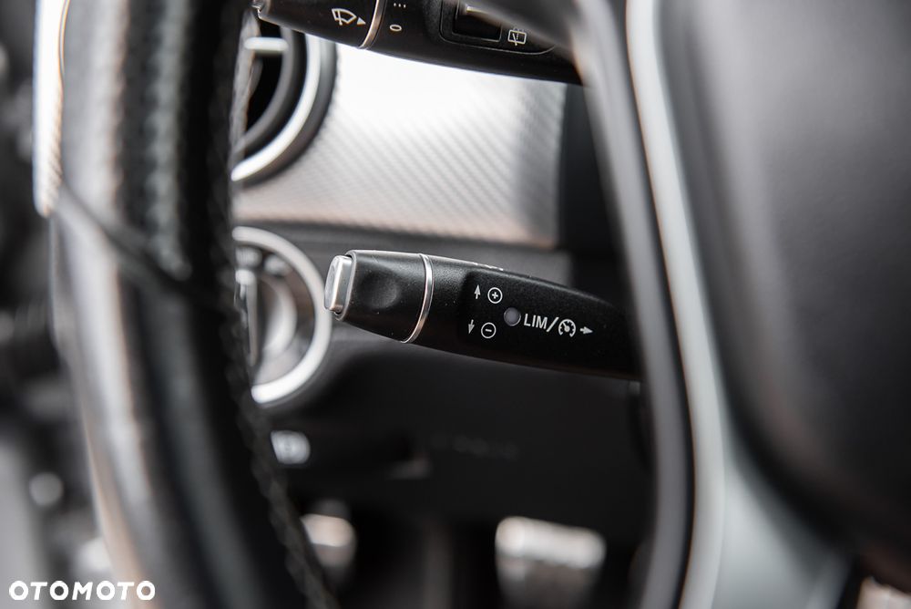 Mercedes-Benz GLK 200 CDI (BlueEFFICIENCY) - 19