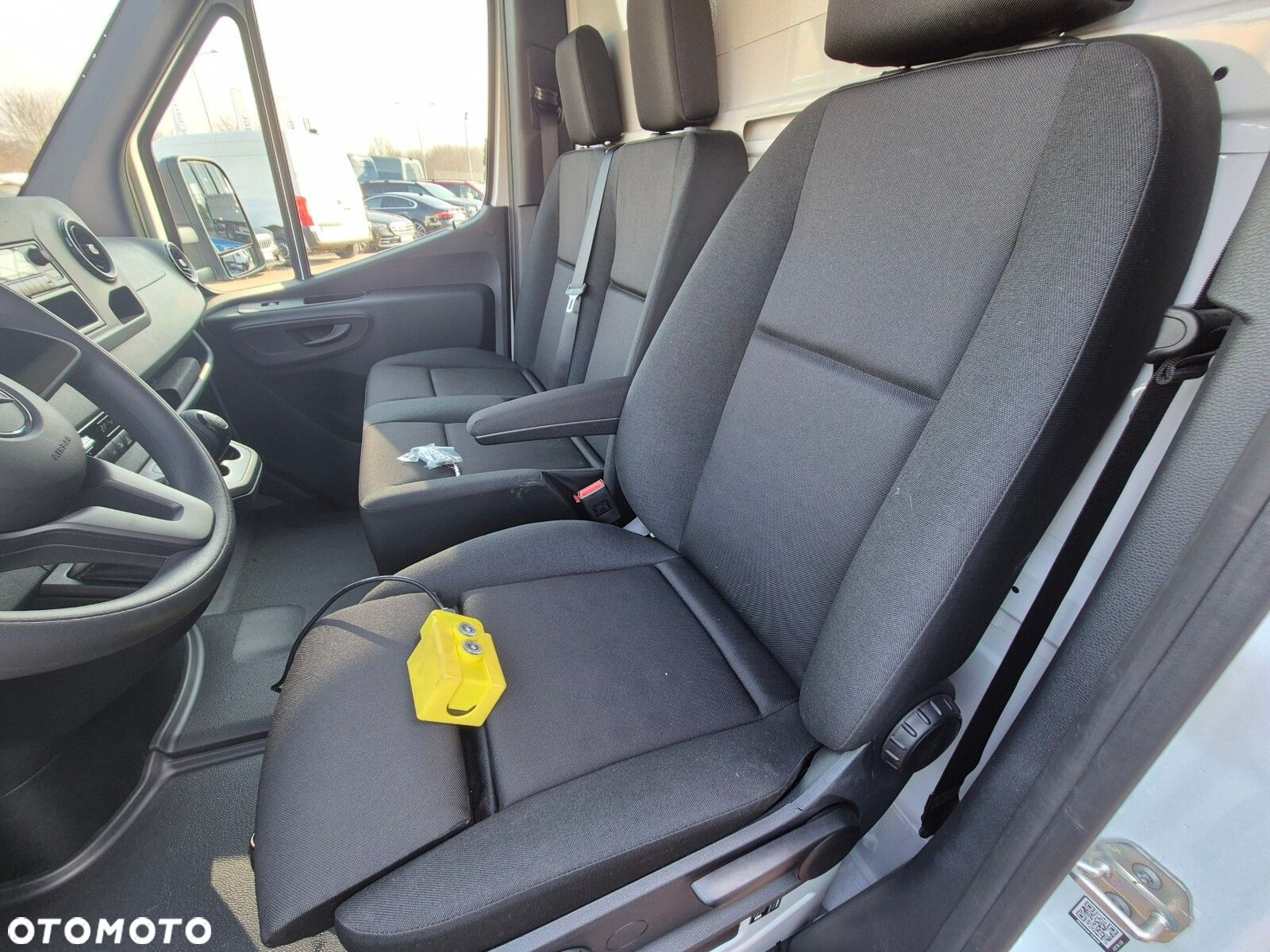 Mercedes-Benz Sprinter Sprinter - 24
