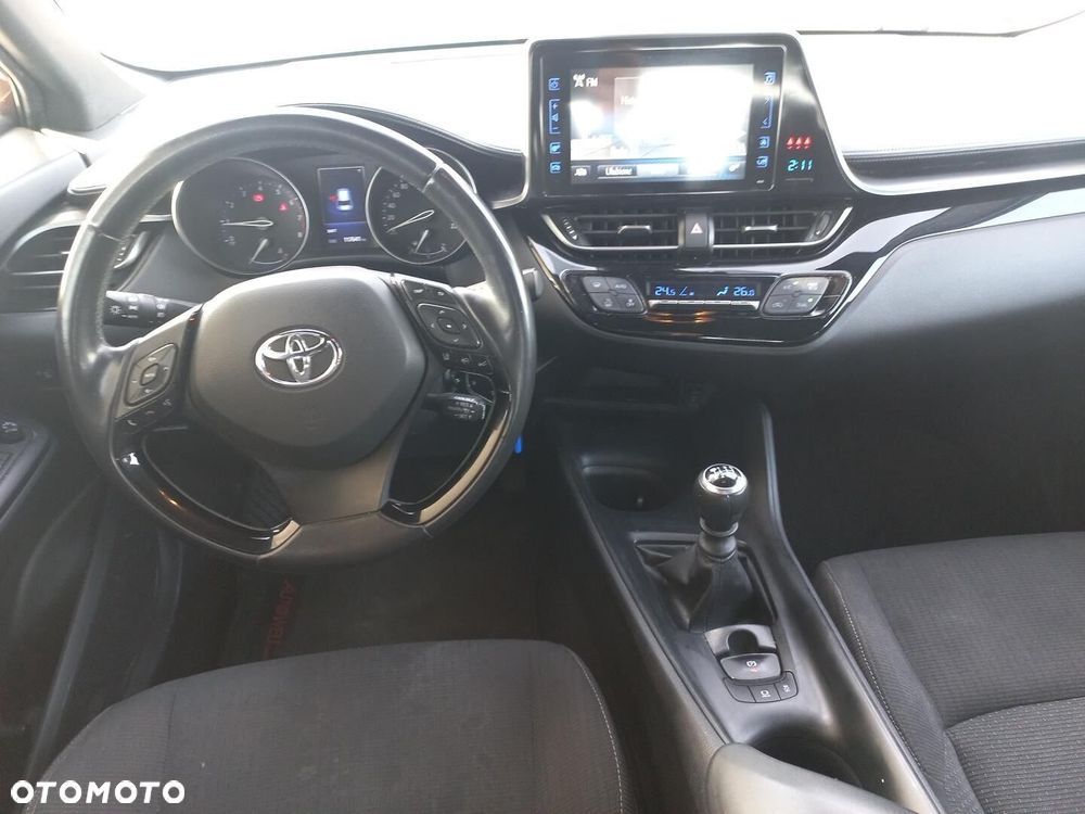 Toyota C-HR 1.2 T GPF Premium - 10