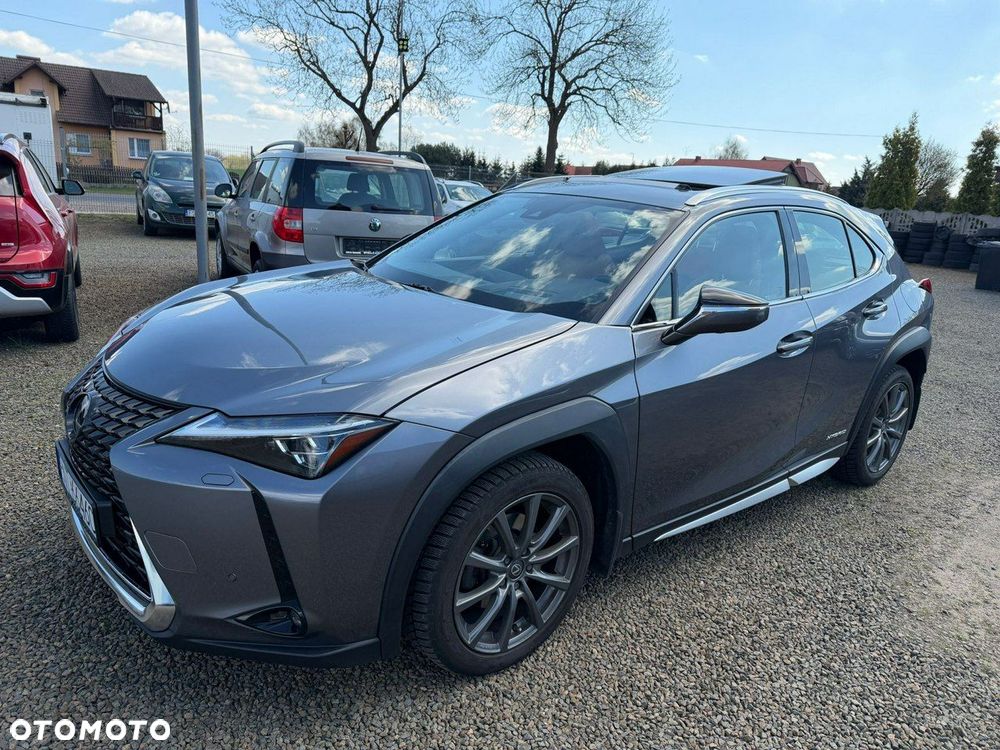 Lexus UX - 9