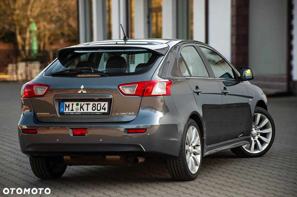 Mitsubishi Lancer 1.8 CVT Intense - 21