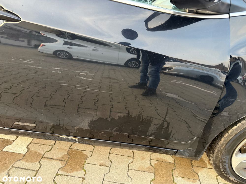 Hyundai i30 1.6 CRDi Fifa World Cup Edition - 7