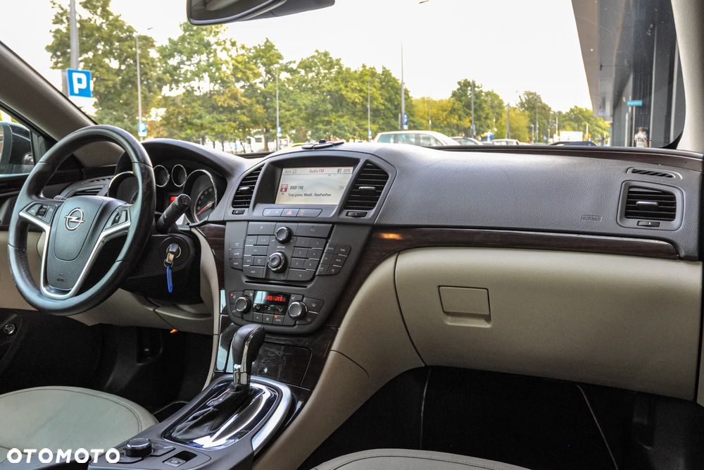 Opel Insignia 2.0 CDTI Cosmo - 11