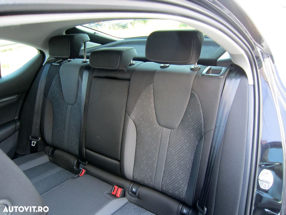 Skoda Octavia 2.0 TDI DSG Style - 10