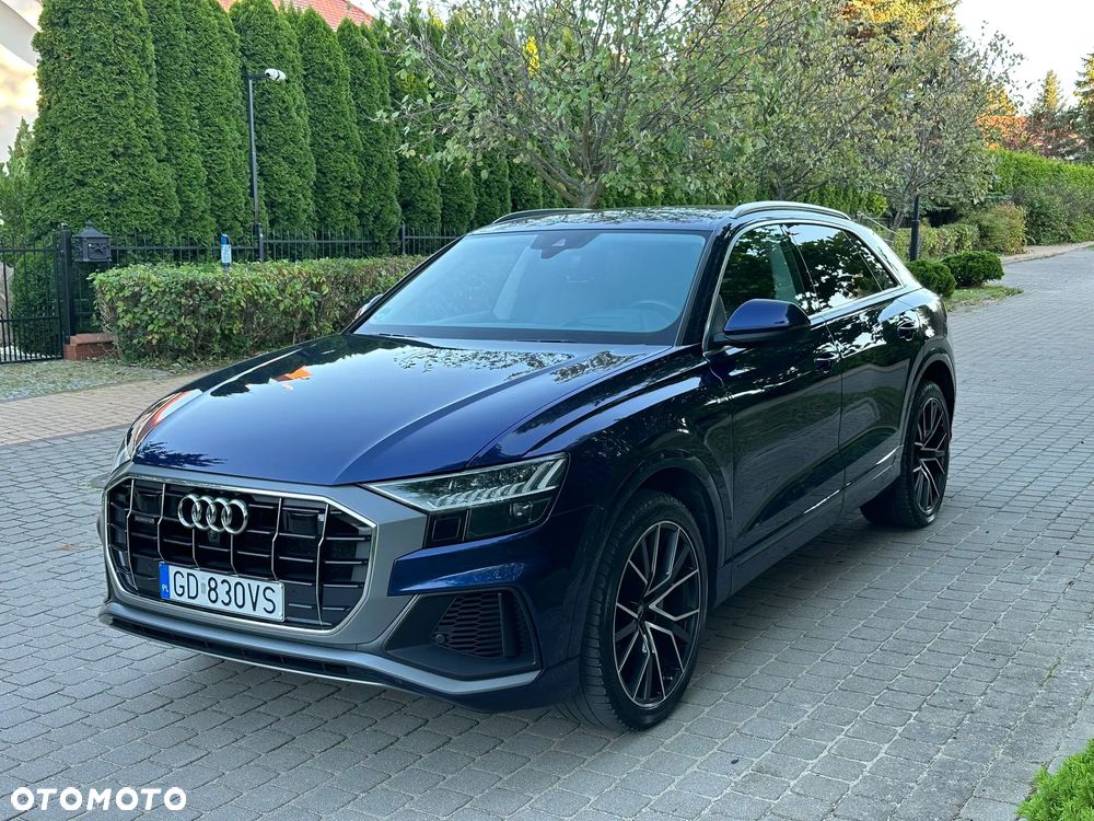 Audi Q8 - 2