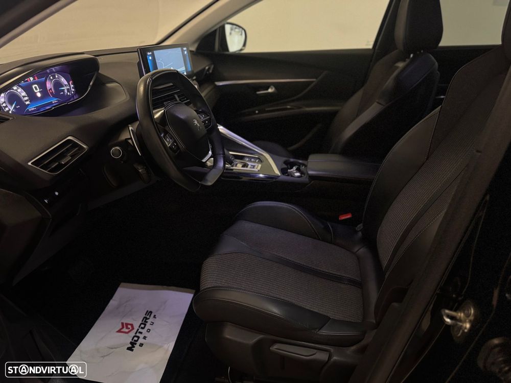 Peugeot 5008 1.5 BlueHDi Allure EAT8 - 5