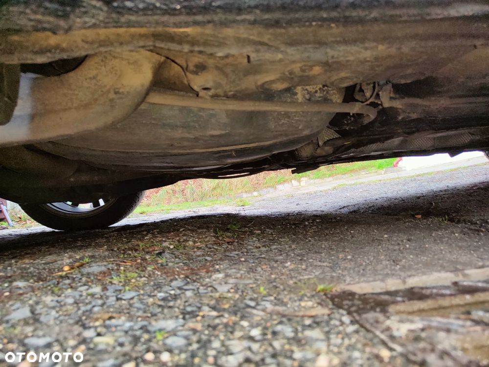 Volkswagen Touran 1.9 TDI - 37