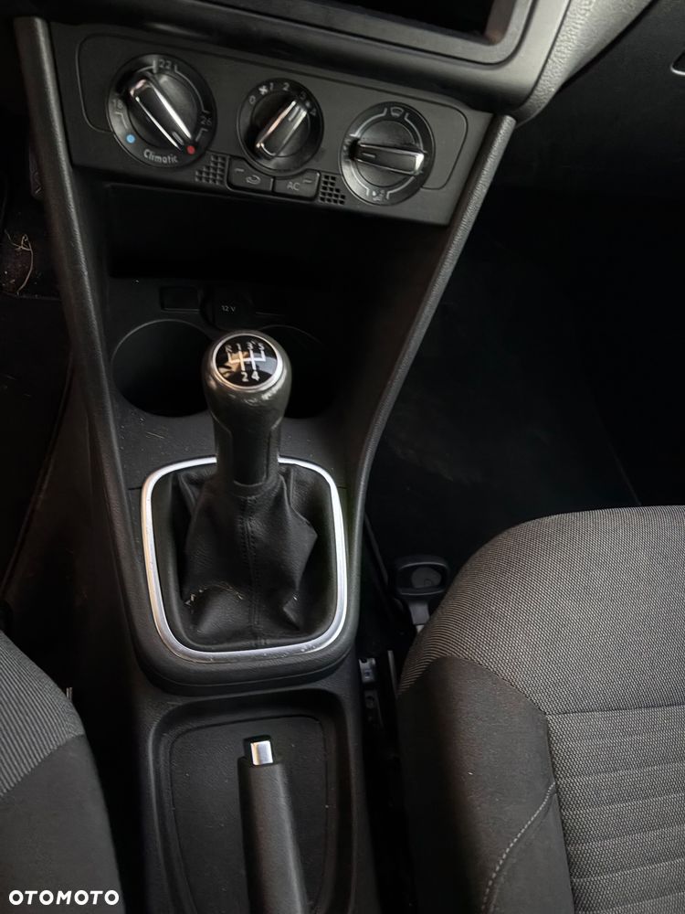 Volkswagen Polo - 7