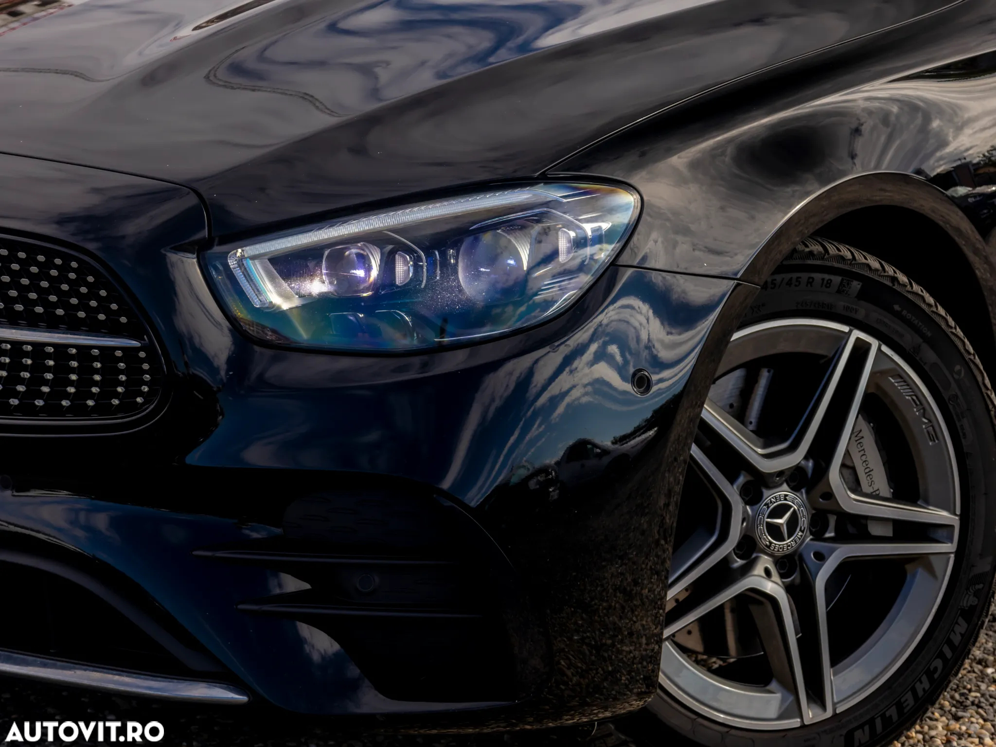 Mercedes-Benz E 300 de T 9G-TRONIC AMG Line - 11