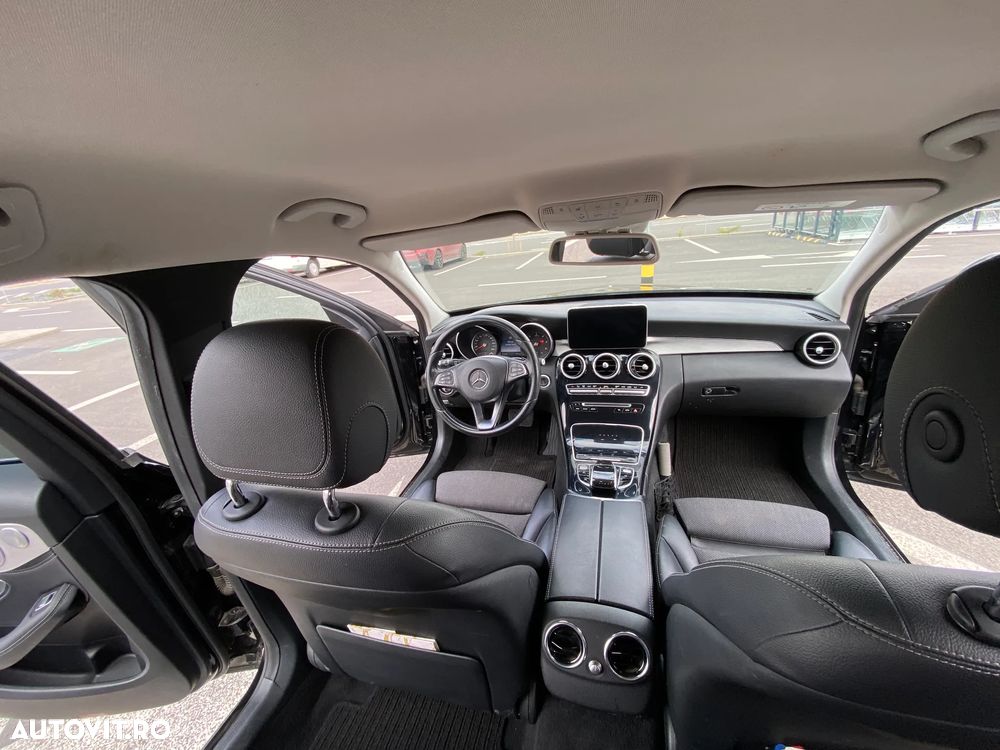 Mercedes-Benz C - 18