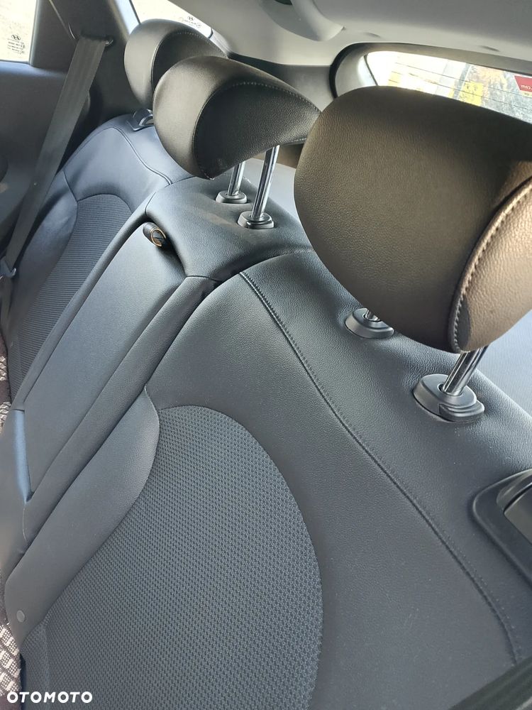 Hyundai ix35 2.0 CRDi Comfort 4WD - 10