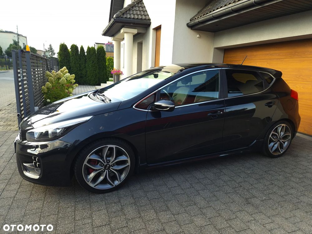 Kia Ceed 1.6 T-GDI GT-Track - 2