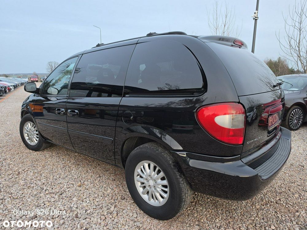 Chrysler Voyager - 13