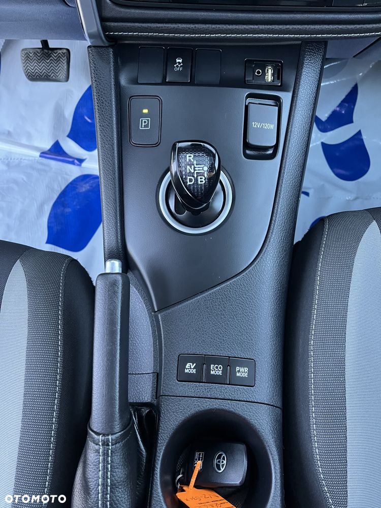 Toyota Auris - 14