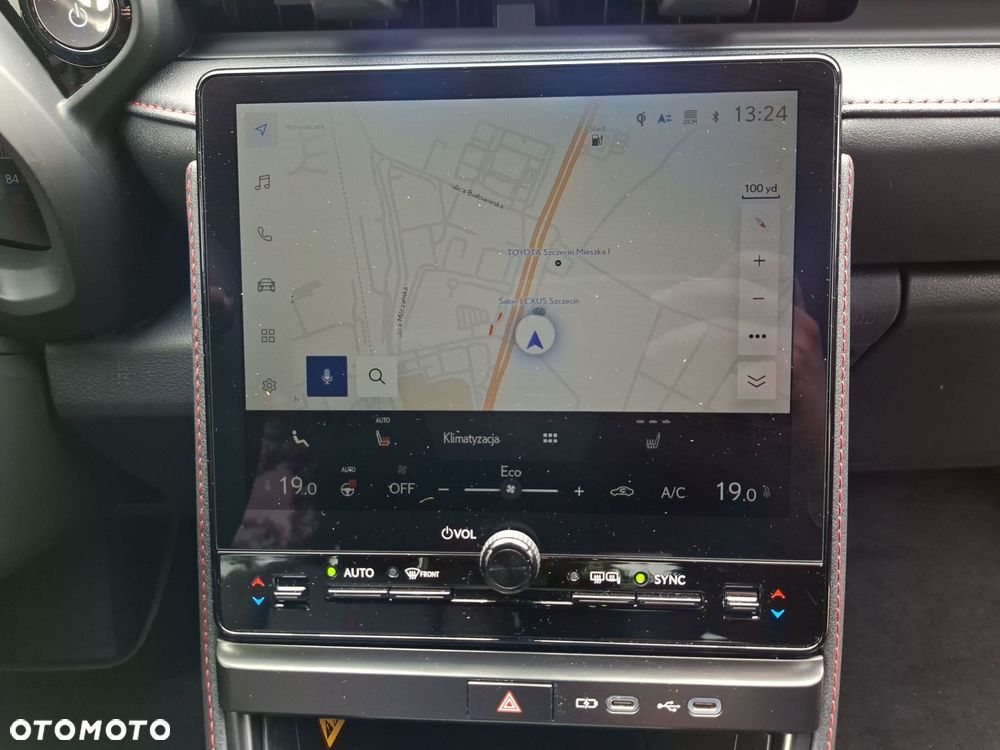 Lexus LBX 1.5 Hybrid Emotion - 24