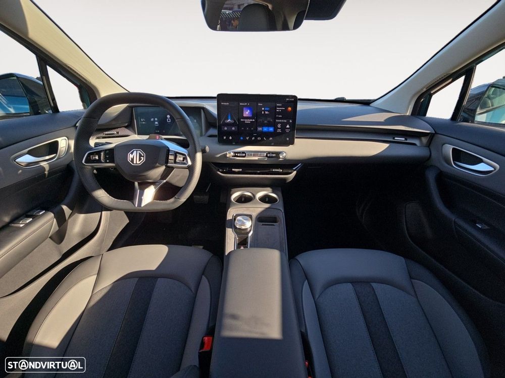 MG MG4 64 kWh Luxury - 10