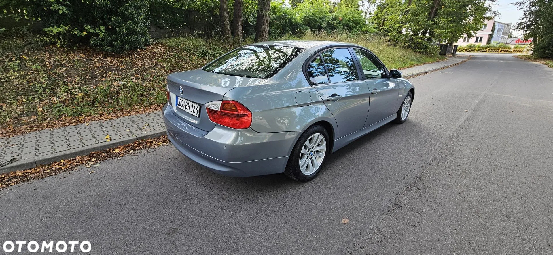BMW Seria 3 318i - 5