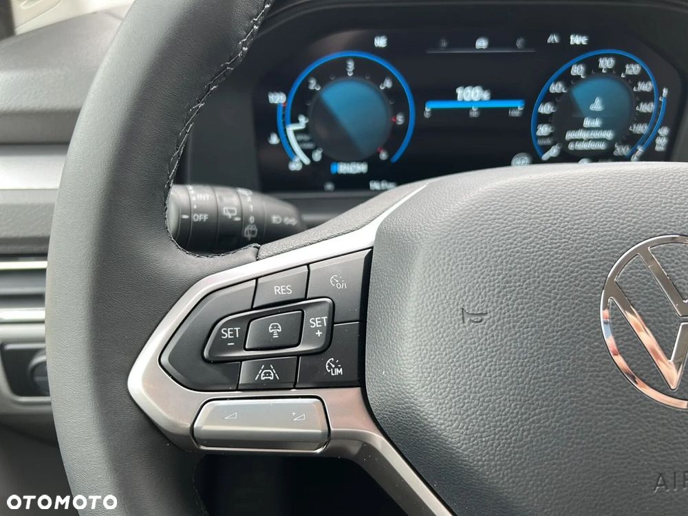 Volkswagen Caravelle - 22