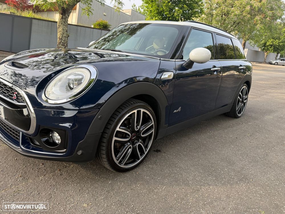 MINI Clubman Cooper SD ALL4 Auto Desportiva - 6