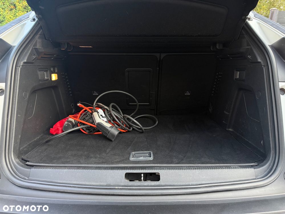 Peugeot 3008 225 e-EAT8 Allure - 31