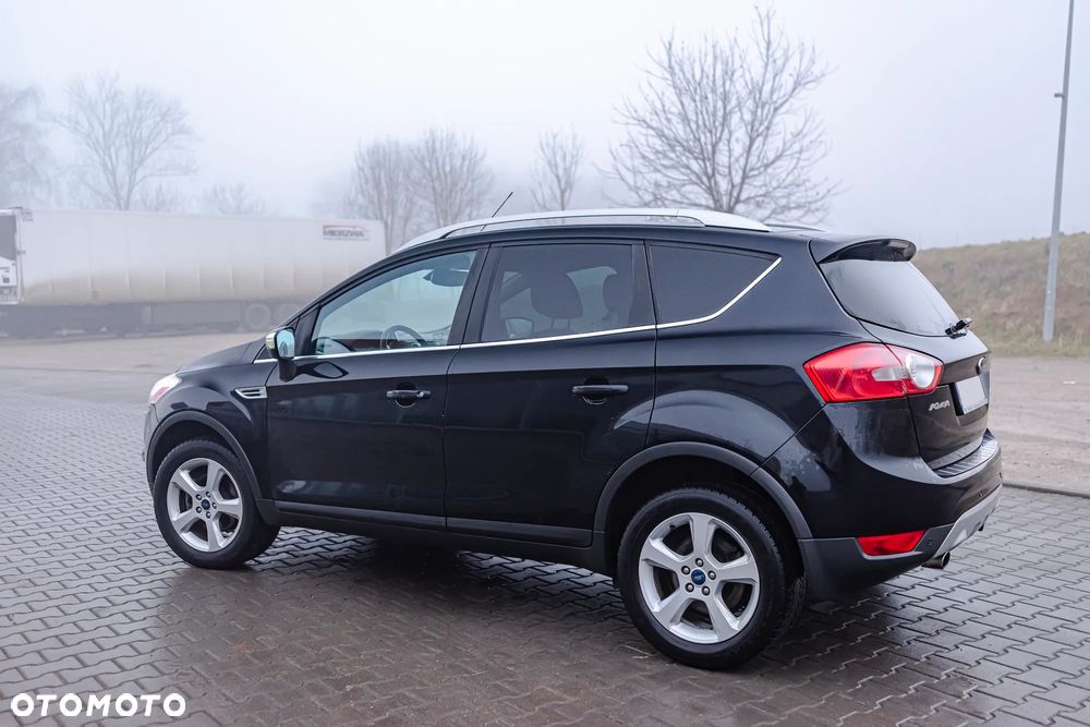 Ford Kuga 2.0 TDCi 4x4 Titanium - 9