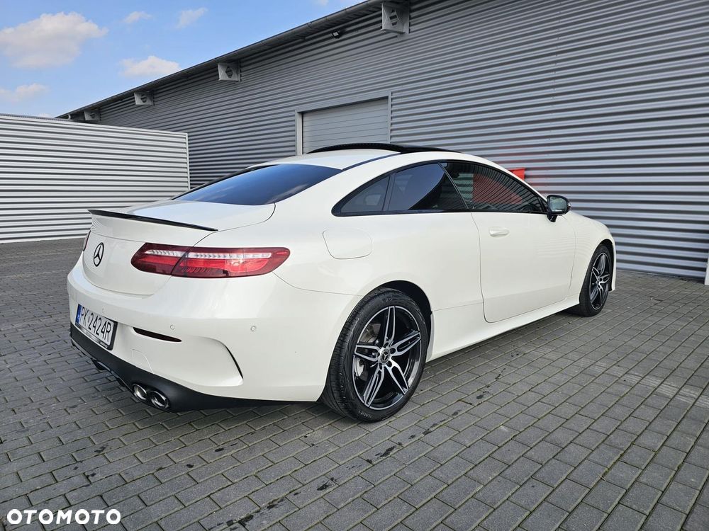 Mercedes-Benz Klasa E - 2