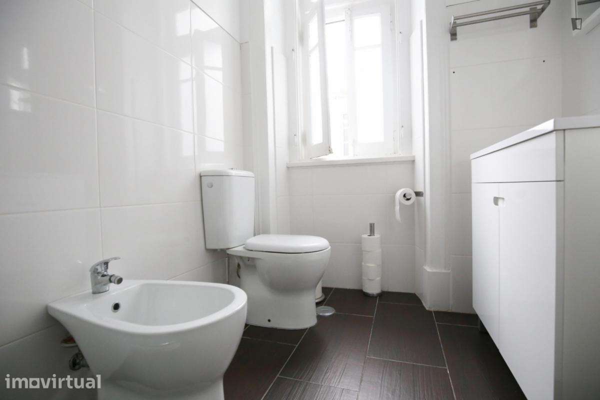 Quarto - localizado em Arroios Lisbon - Grande imagem: 5/37