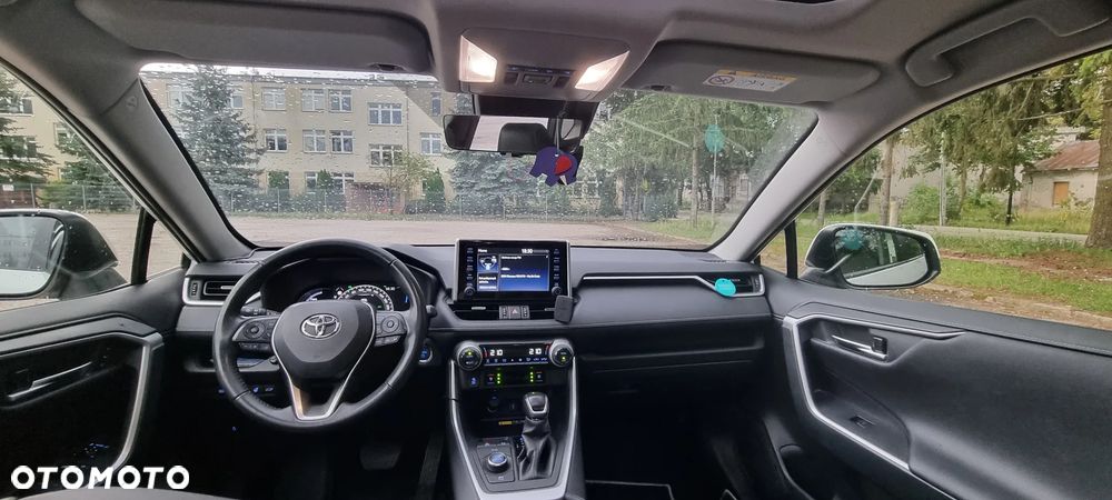 Toyota RAV4 - 9