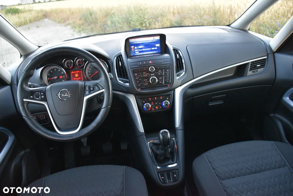 Opel Zafira Tourer 1.4 Turbo Innovation - 19