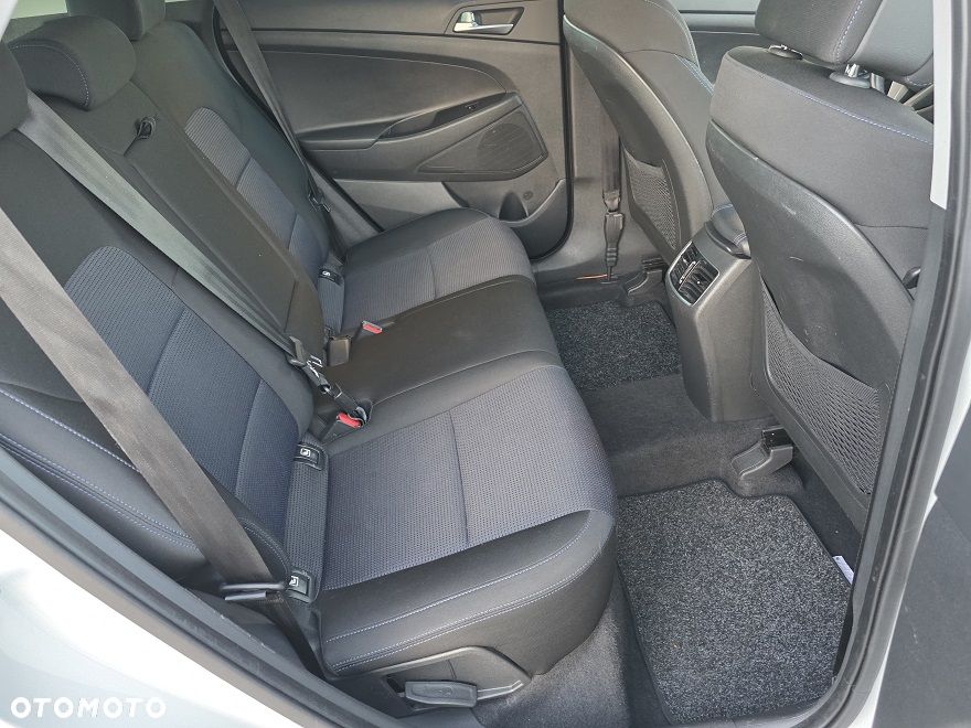 Hyundai Tucson 1.6 GDI BlueDrive Style 2WD - 20