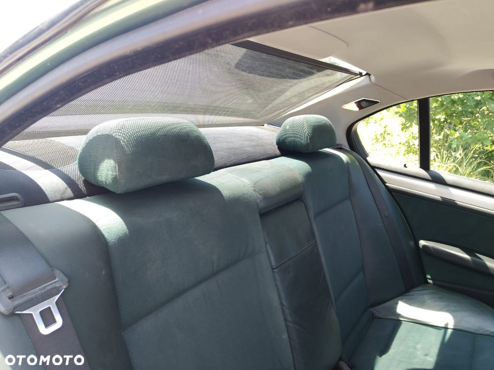 BMW Seria 3 - 16
