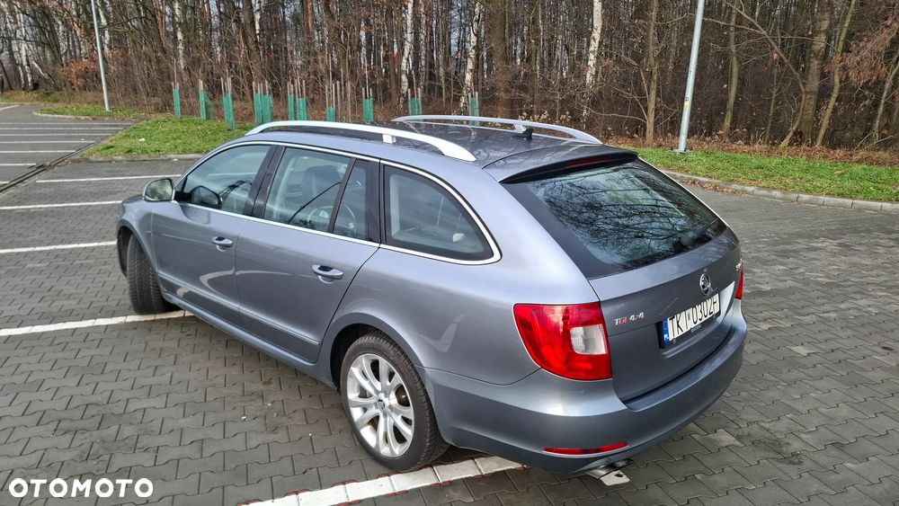 Skoda Superb 2.0 TDI 4x4 Elegance - 5