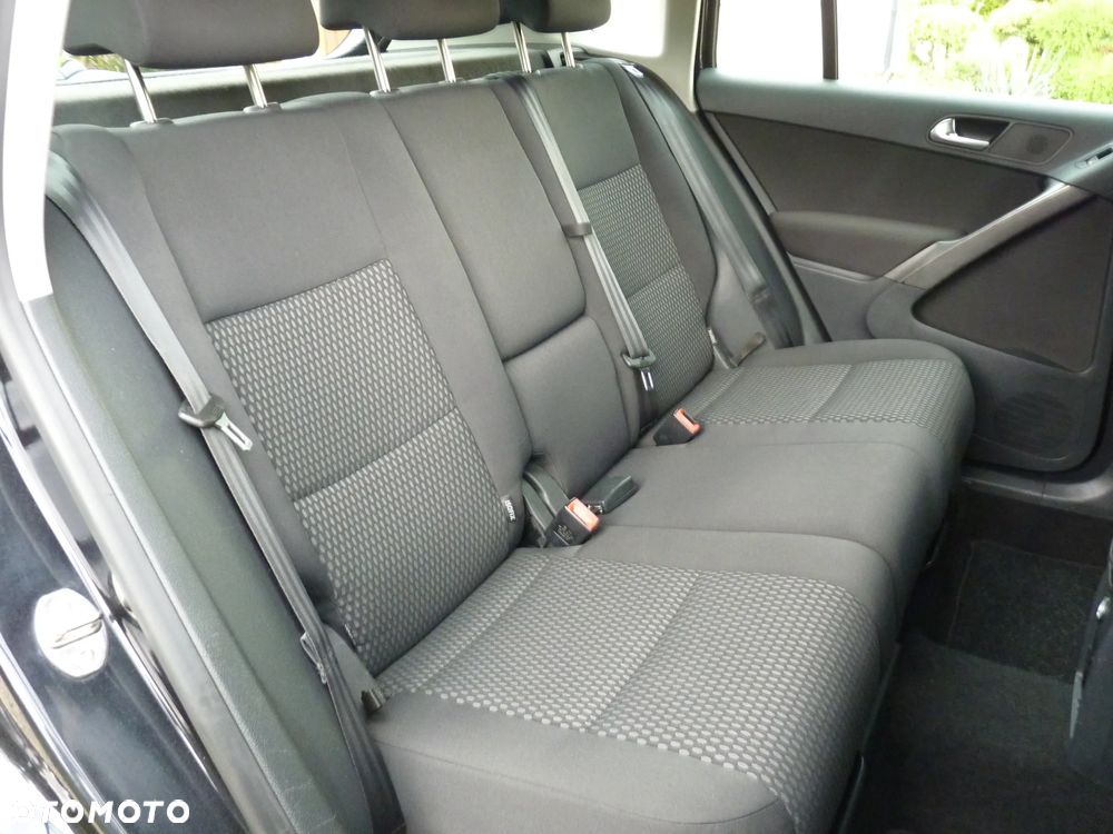 Volkswagen Tiguan 1.4 TSI Sport & Style - 8