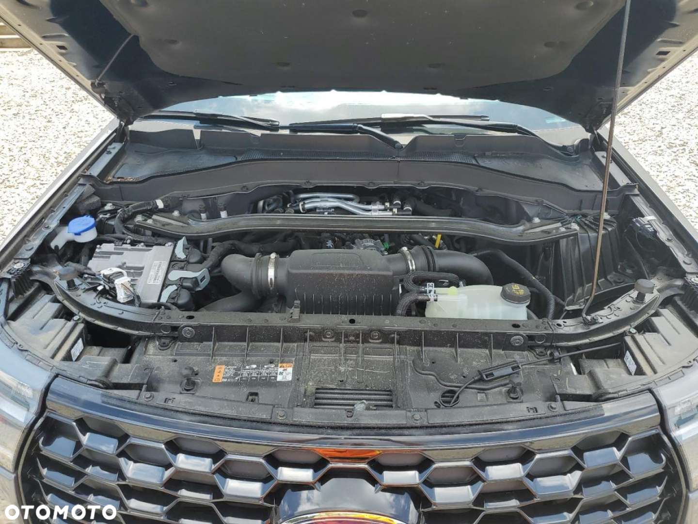 Ford Explorer - 10