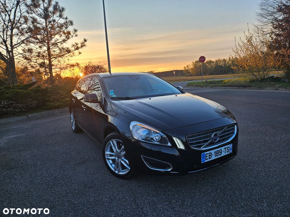 Volvo V60 DRIVe Summum - 10