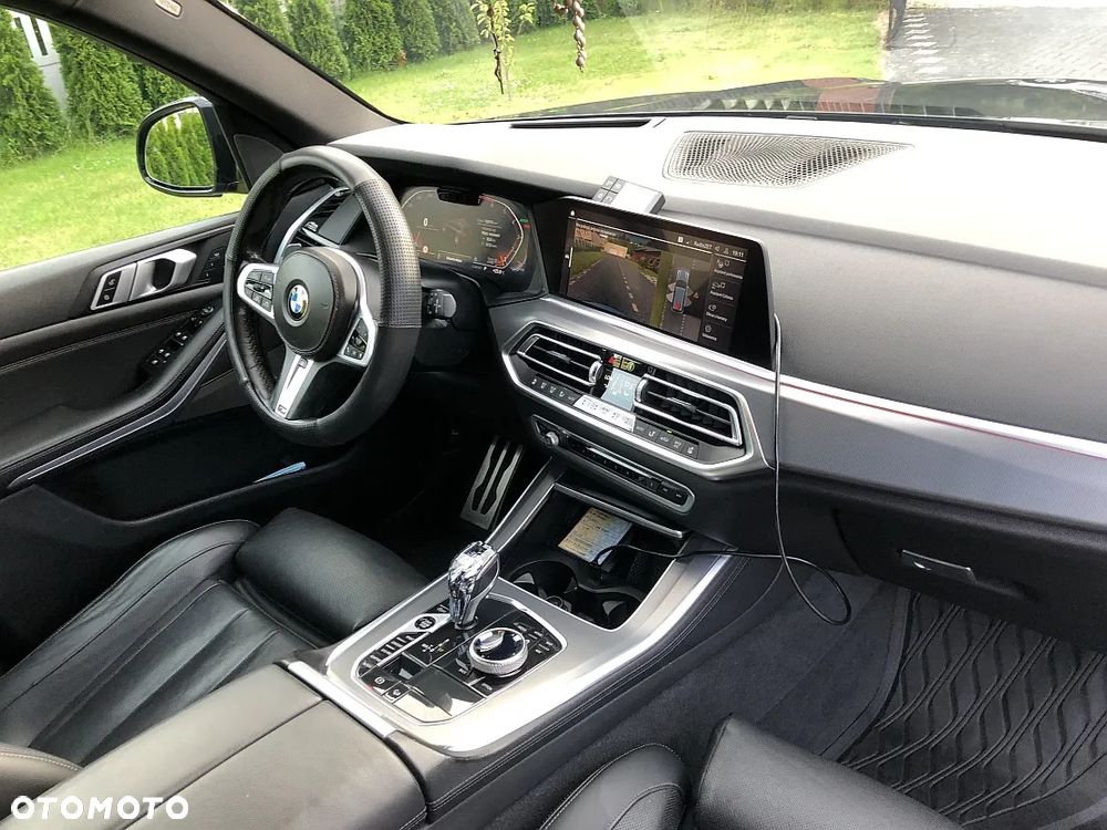 BMW X5 xDrive50i - 39