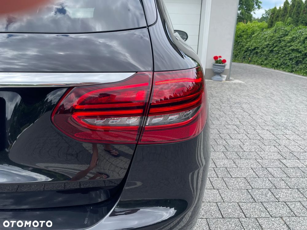 Mercedes-Benz Klasa C 200 d 9G-TRONIC Avantgarde - 11