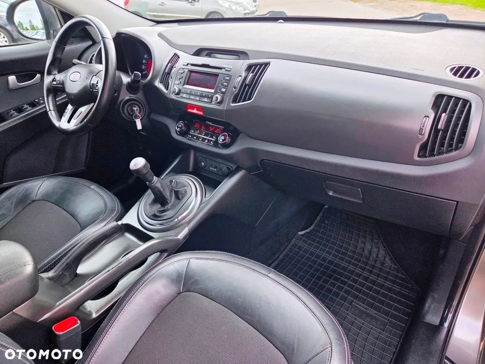 Kia Sportage 2.0 L 2WD - 33