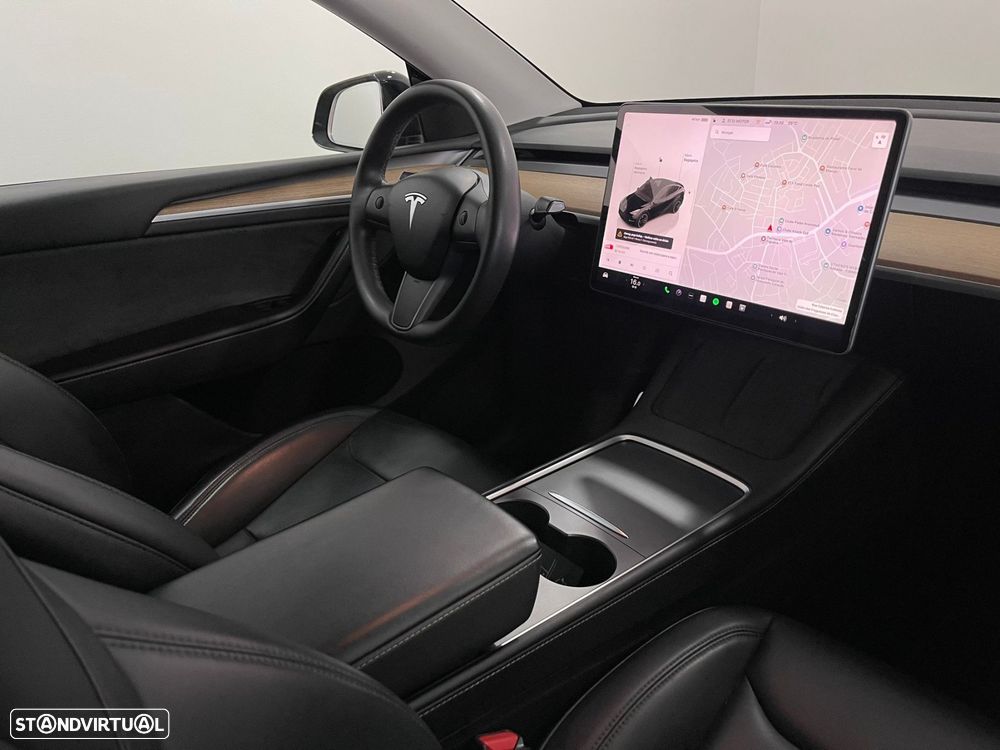 Tesla Model Y Performance Dual Motor AWD - 22