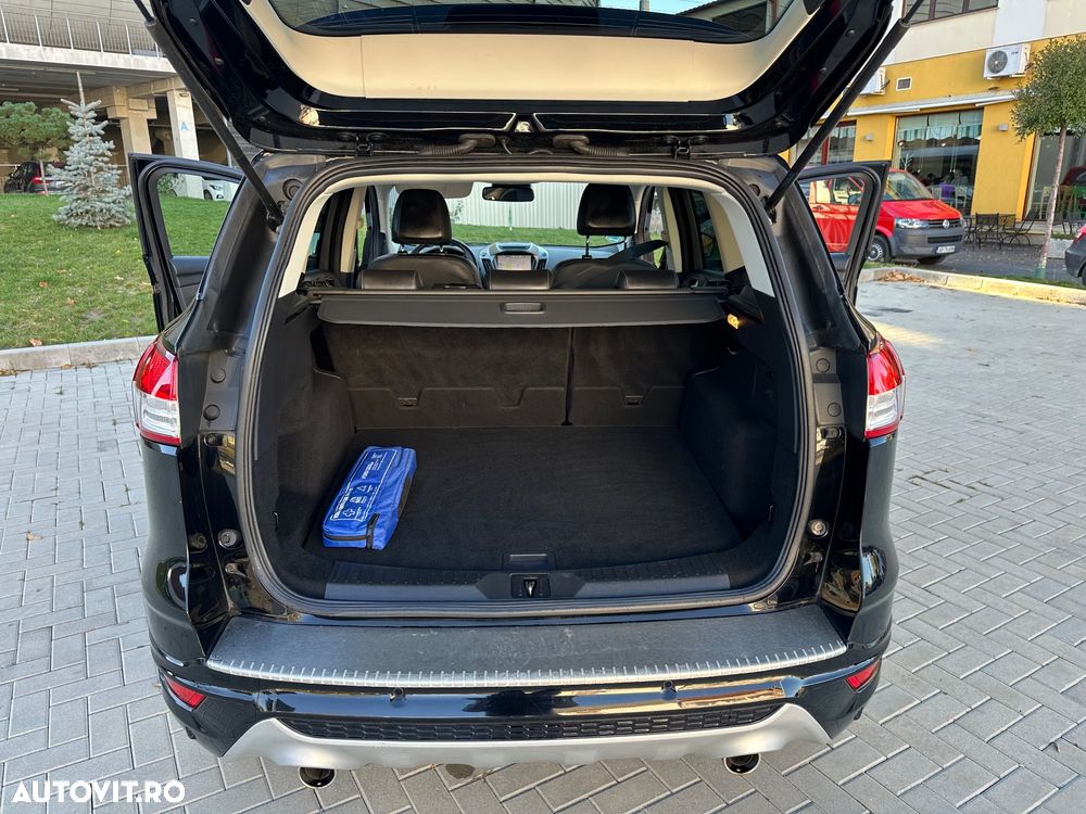 Ford Kuga 2.0 TDCi 4x4 Aut. Individual - 12