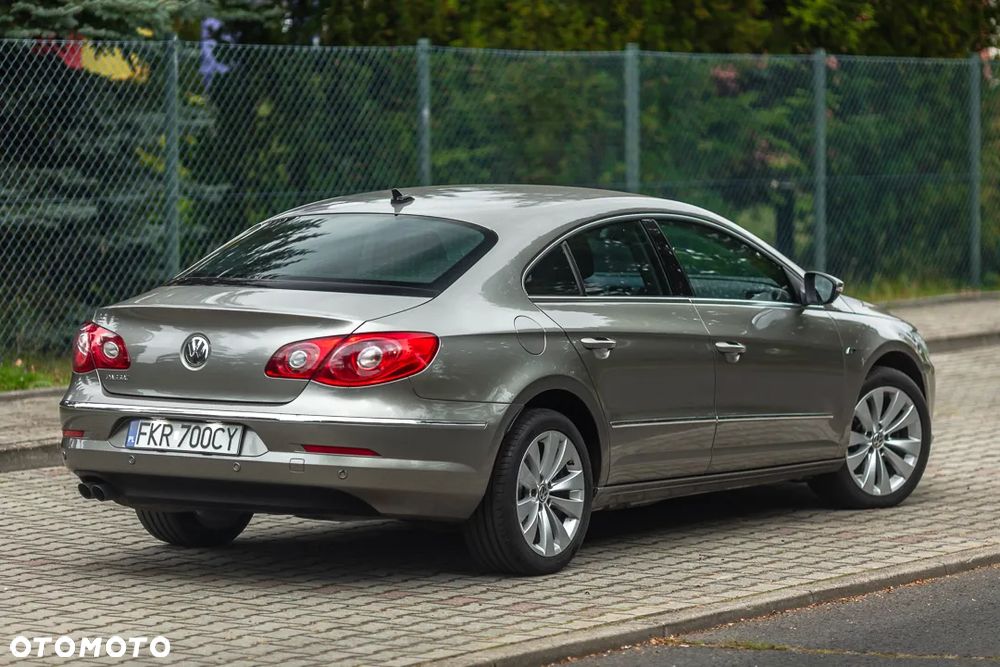 Volkswagen Passat CC 2.0 TDI - 18