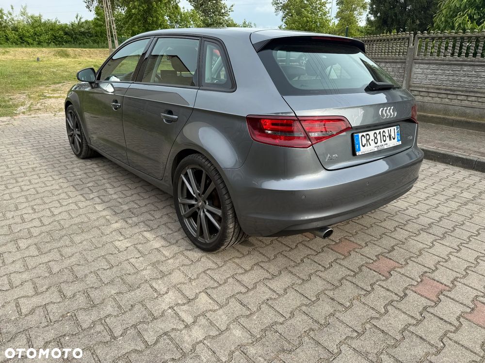 Audi A3 Sportback 1.6 TDI - 7
