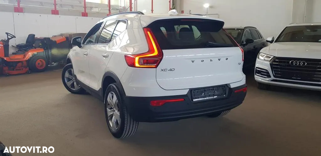 Volvo XC 40 T3 - 3