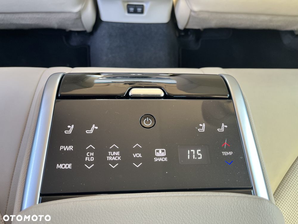 Toyota Camry 2.5 Hybrid Executive CVT - 18