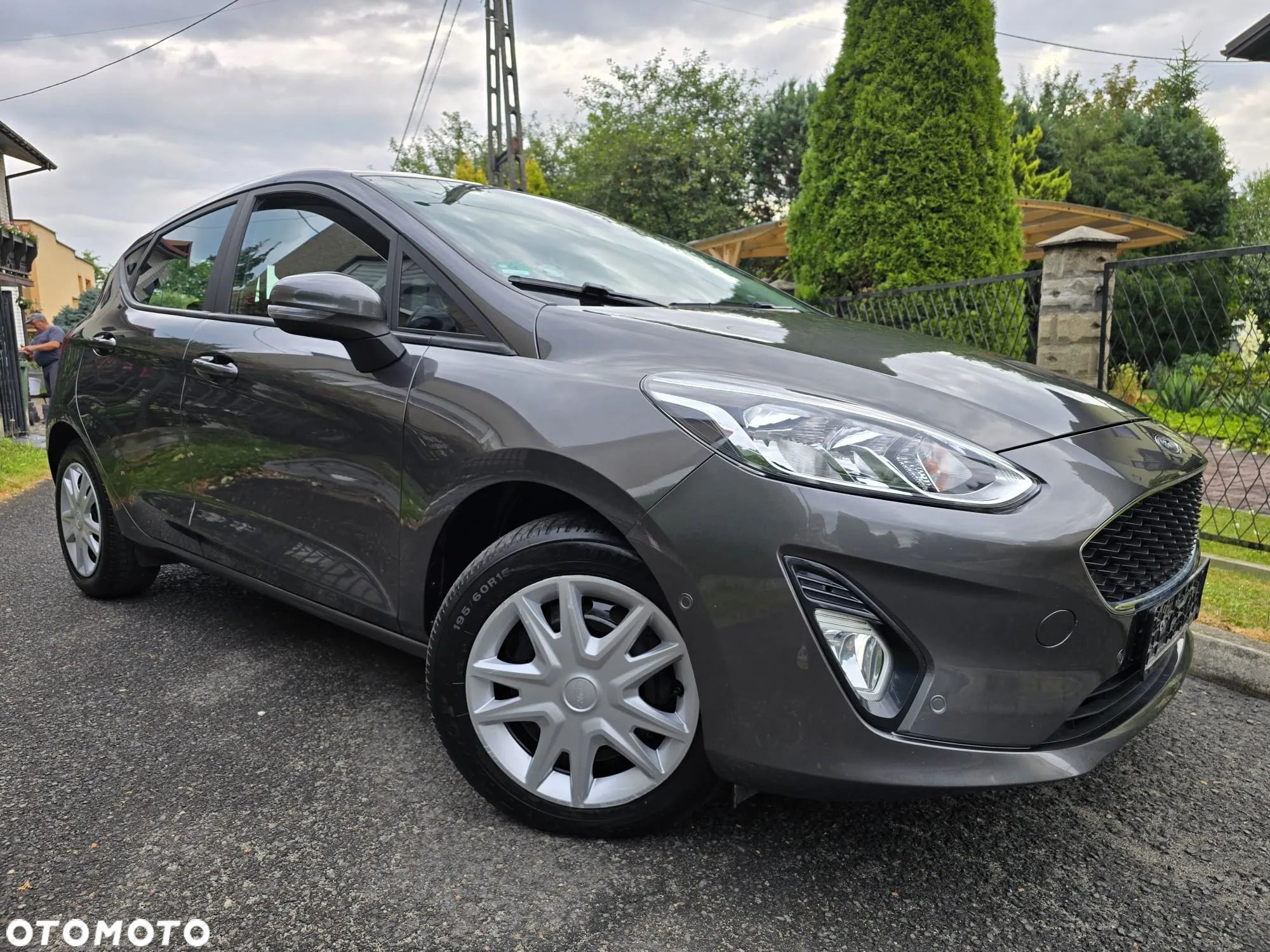 Ford Fiesta 1.0 EcoBoost S&S COOL&CONNECT - 1