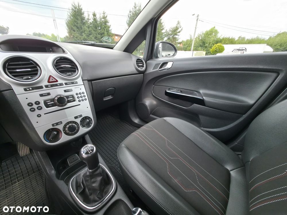 Opel Corsa 1.4 16V 150 Jahre - 16
