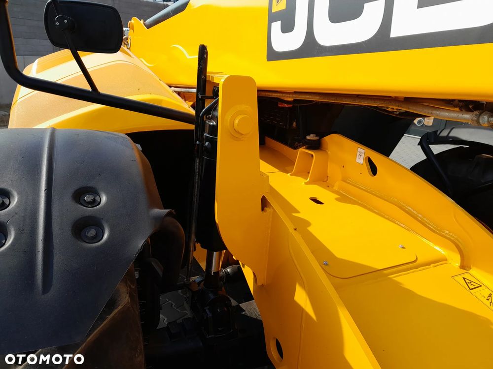 JCB 540-140 2022r - 18